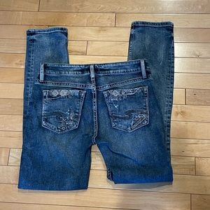 Silver Jeans  Suki Slim 28